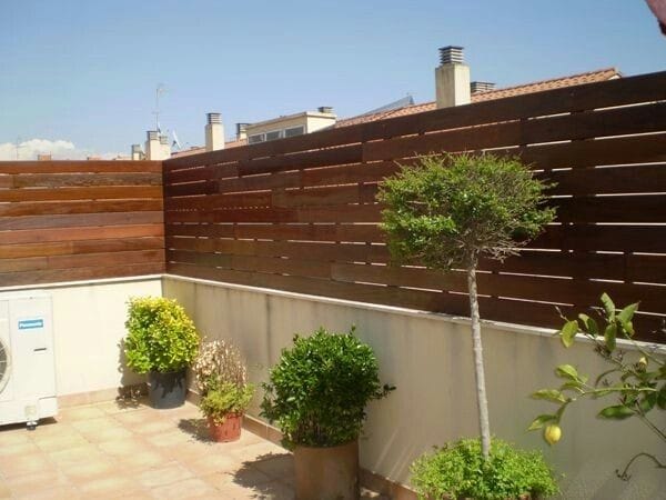 سواتر خشبية للفلل والمنازل في الدمام – تصميم عصري سواتر خشبية